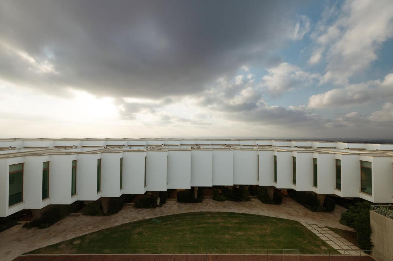 Elma Hotel And Art Complex Zikhron Ya'akov Exteriör bild