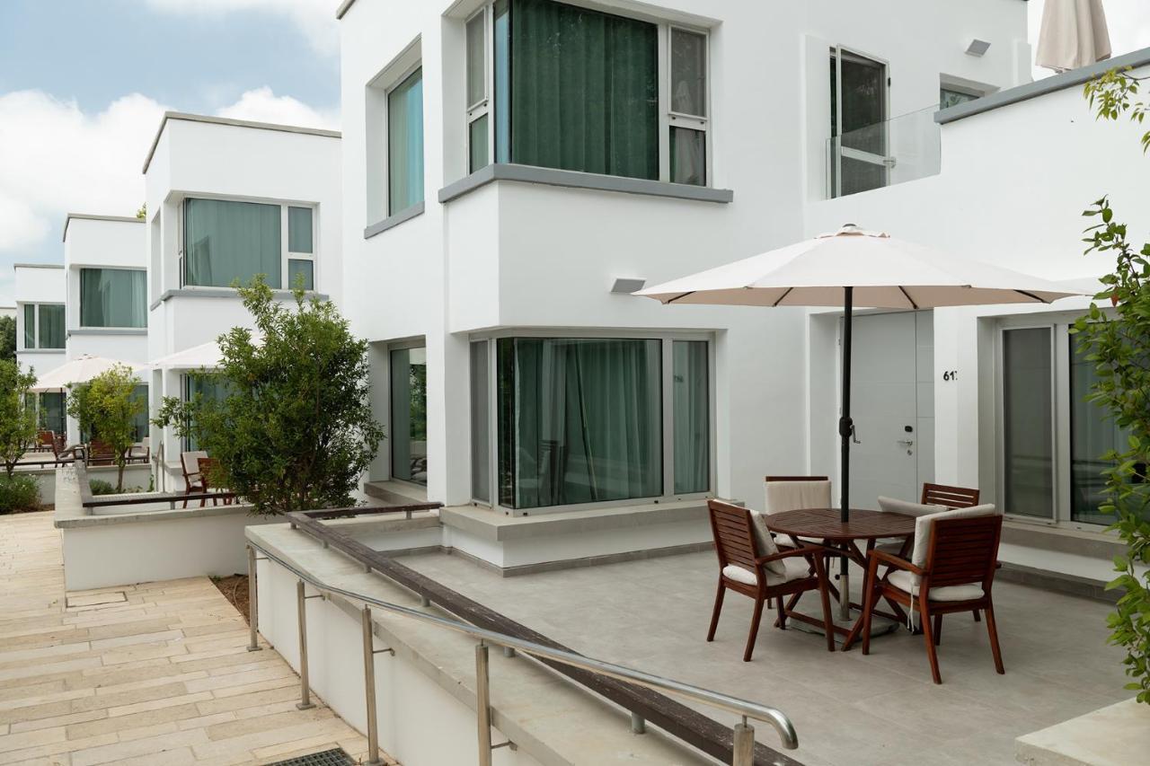 Elma Hotel And Art Complex Zikhron Ya'akov Exteriör bild